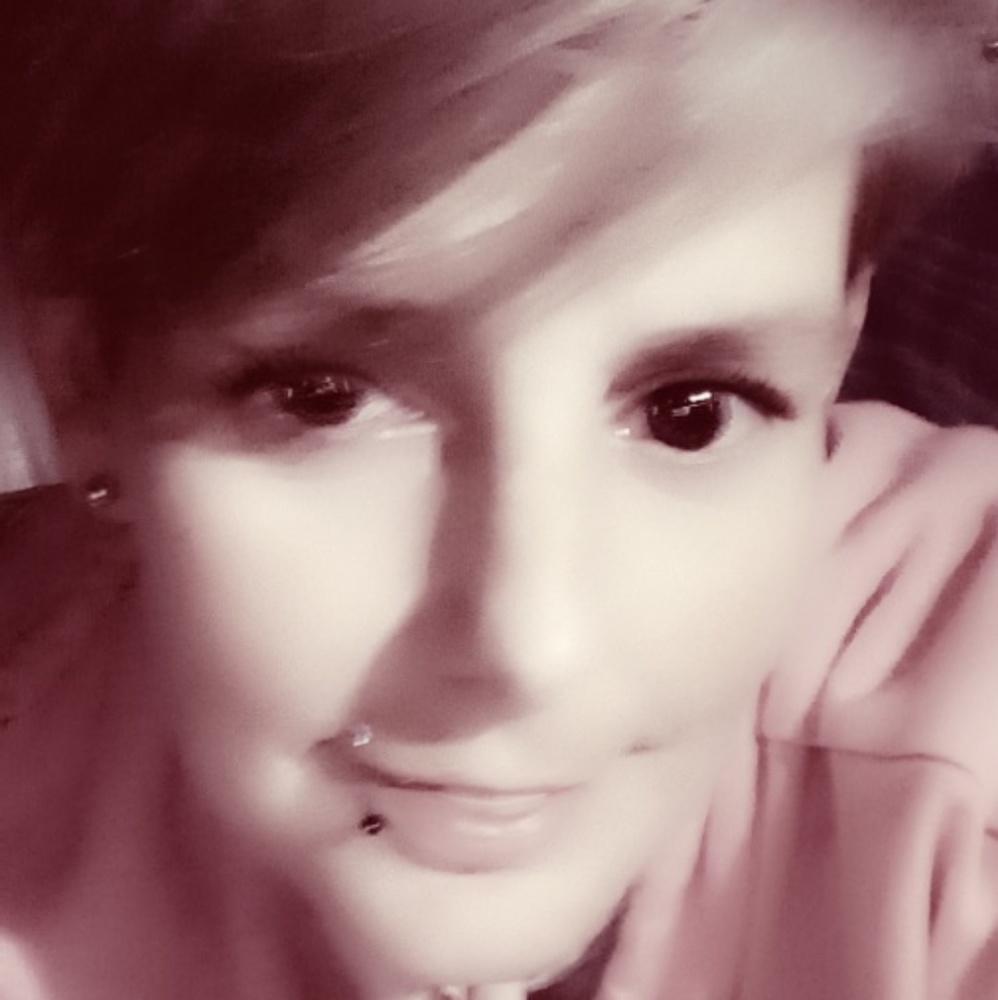 Meet your Posher, Lacey nichole'
